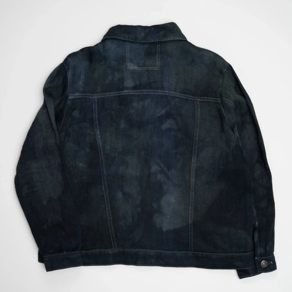 Klasikinis kanapių džinso švarkas – laikui nepavaldus vyriškas stilius - back